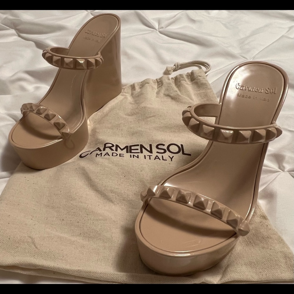 Carmen Sol Wedge Sandals Neutral